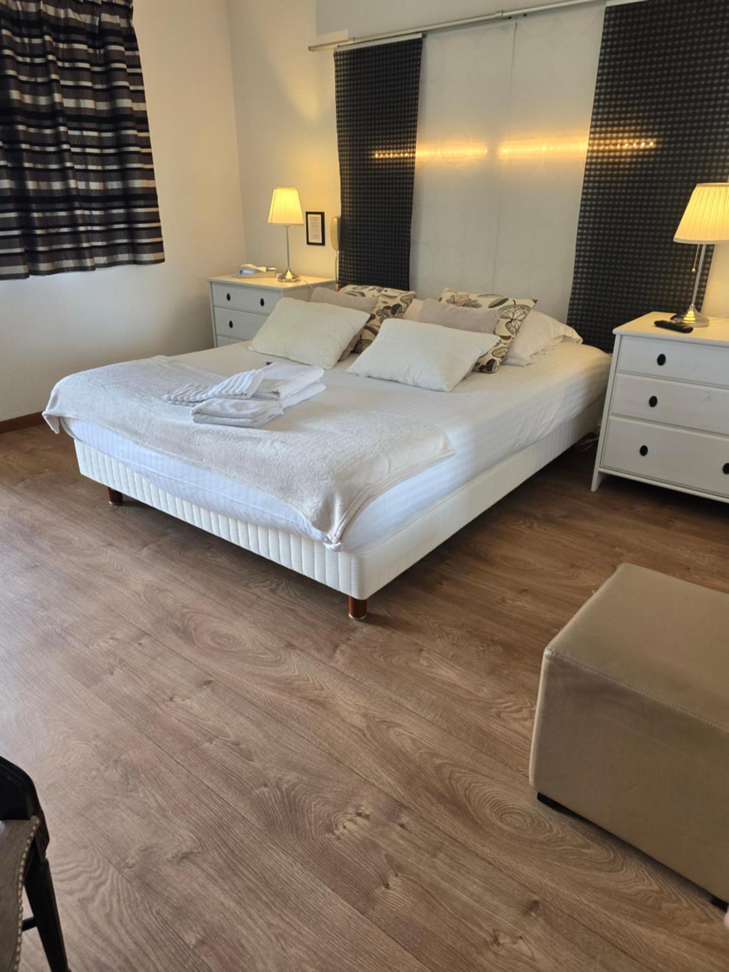 Hotel L'Ideal Le Mountbatten Arromanches-les-Bains Eksteriør billede