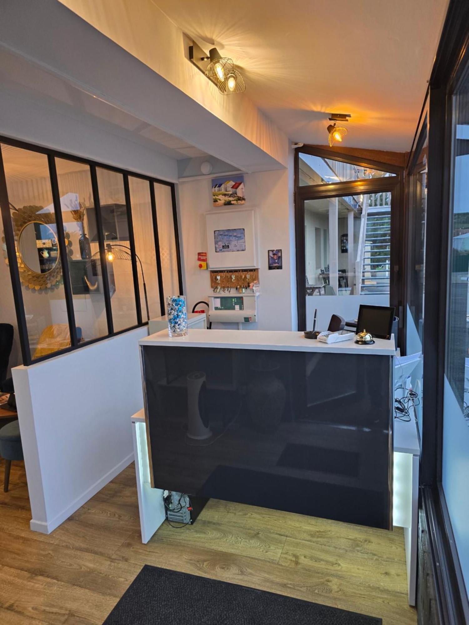 Hotel L'Ideal Le Mountbatten Arromanches-les-Bains Eksteriør billede