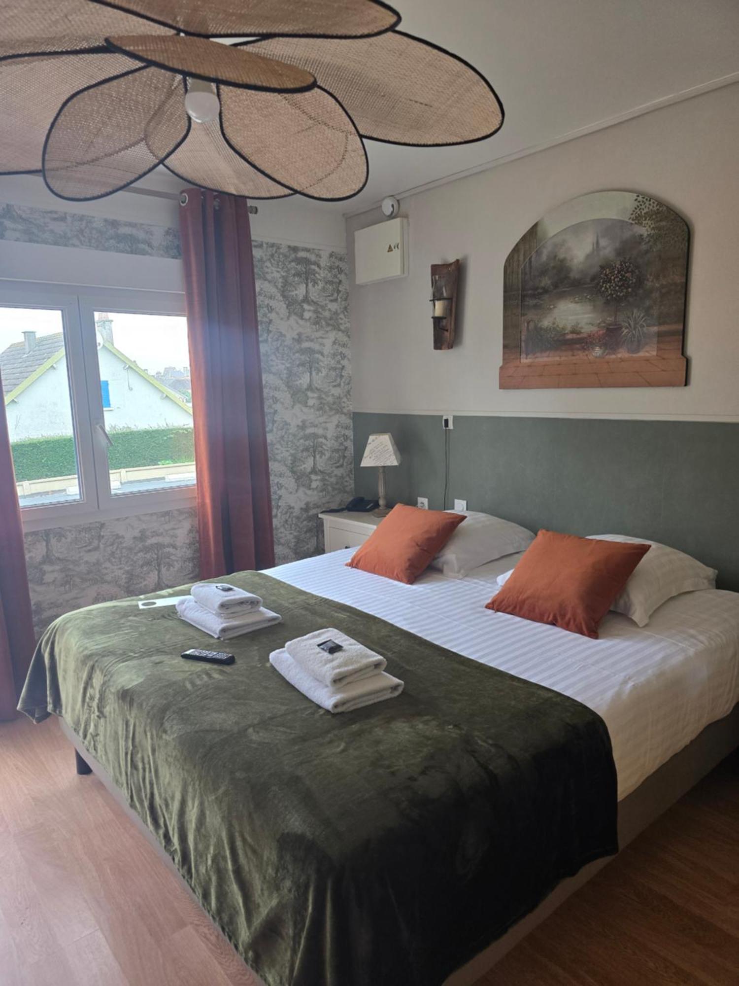 Hotel L'Ideal Le Mountbatten Arromanches-les-Bains Eksteriør billede