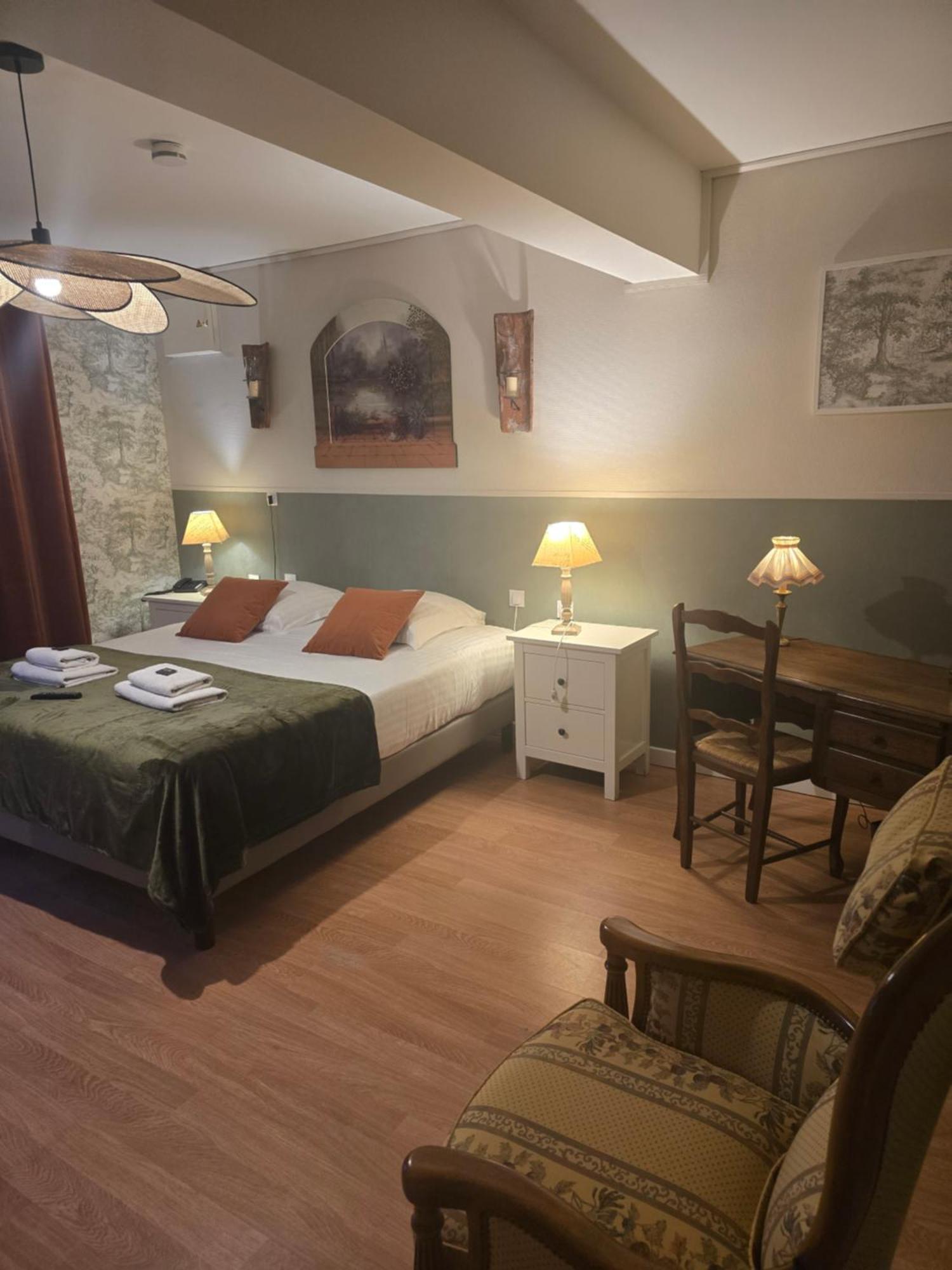 Hotel L'Ideal Le Mountbatten Arromanches-les-Bains Eksteriør billede