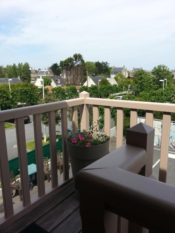 Hotel L'Ideal Le Mountbatten Arromanches-les-Bains Eksteriør billede